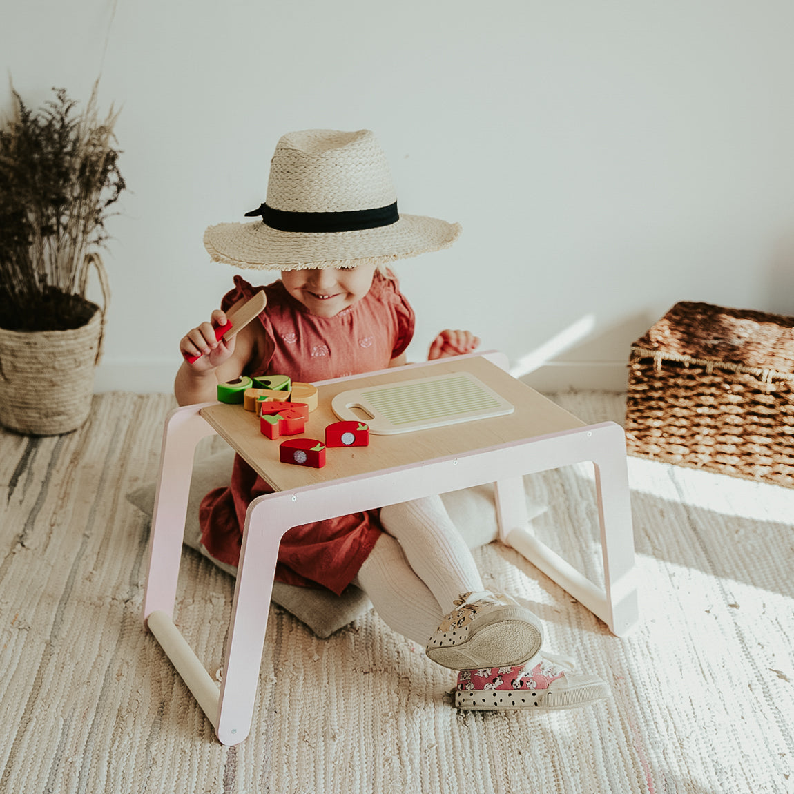 Children's Small Desk (Farm Table)